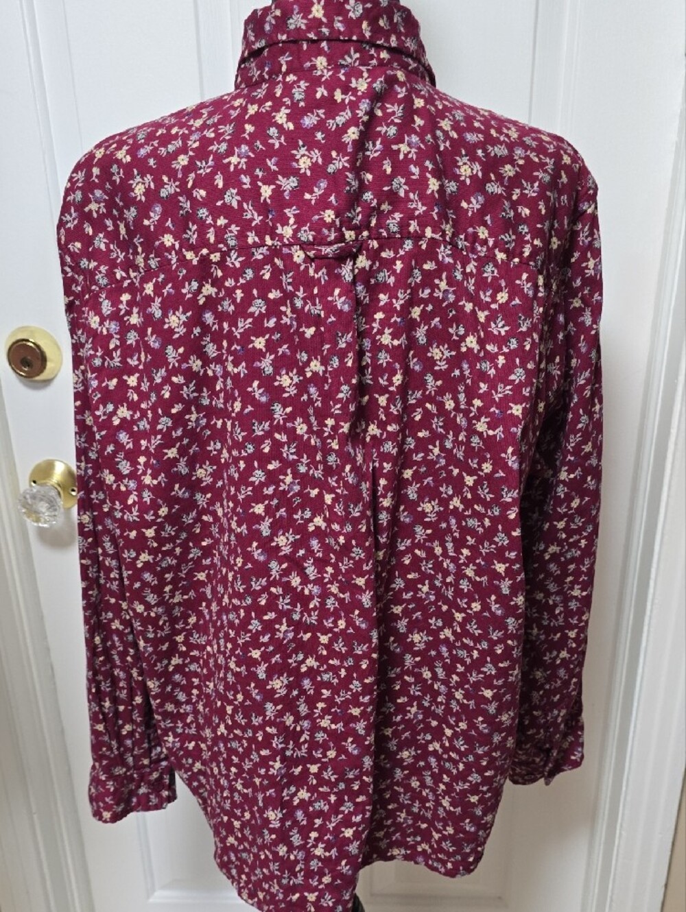 Dress Barn Classic Button-Up Shirt in Burgundy Floral Size 18W-20W - Picture 8 of 14